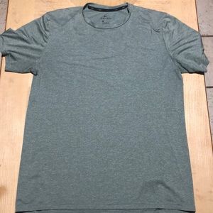 ⭐️⬇️ Nike Dri-Fit Men’s Tee Shirt